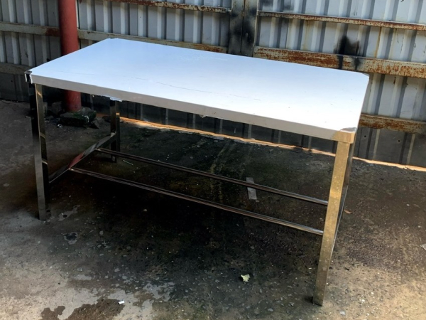 Bàn inox công nghiệp