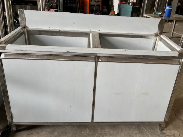 Chậu Rửa Công Nghiệp 2 Ngăn Có Tủ Dưới