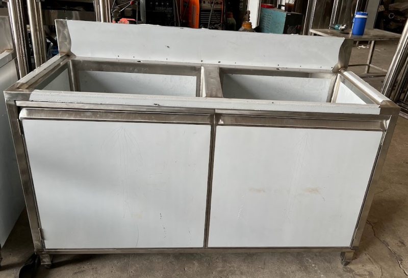 Chậu Rửa Công Nghiệp 2 Ngăn Có Tủ Dưới