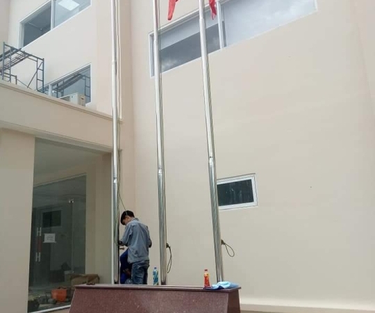 cột cờ inox ngoài trời